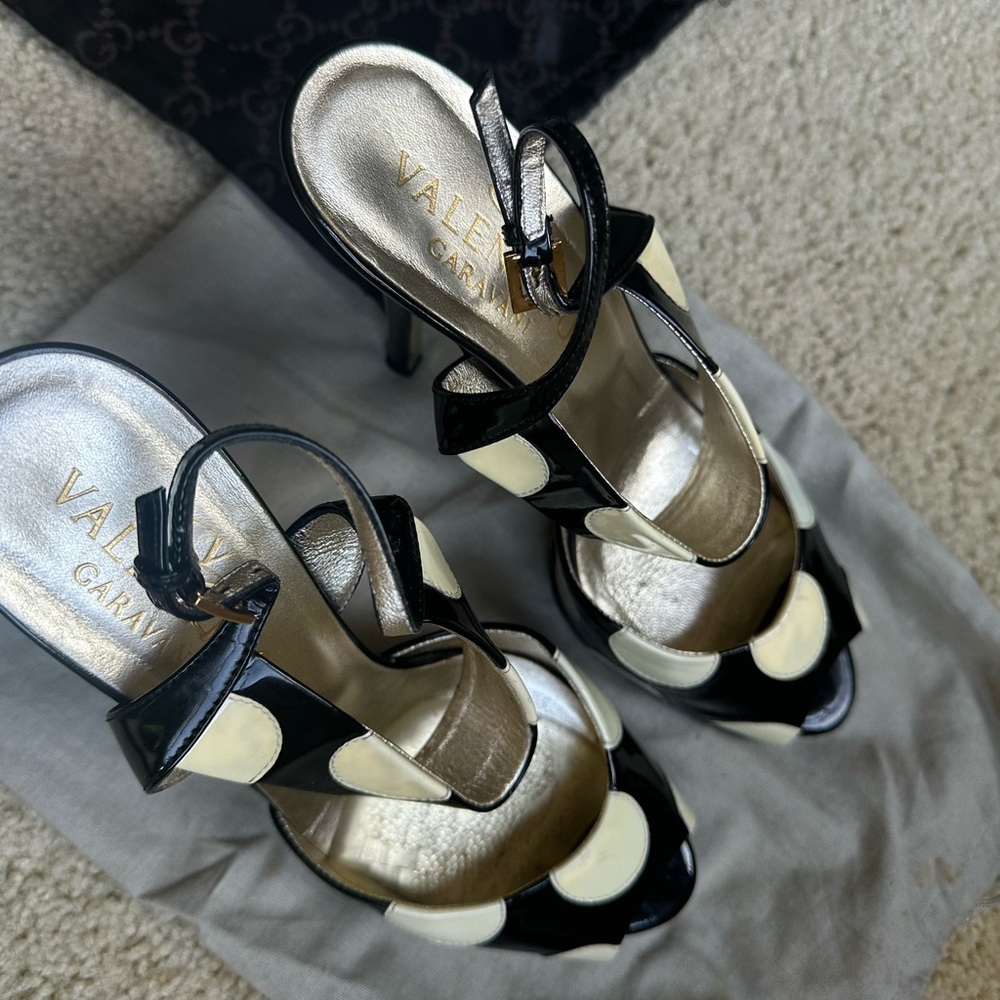 Valentino Black and Cream Polka Dot Heels - Picture 2 of 5
